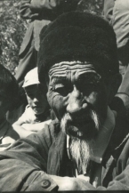 036 An old karakalpak man and children